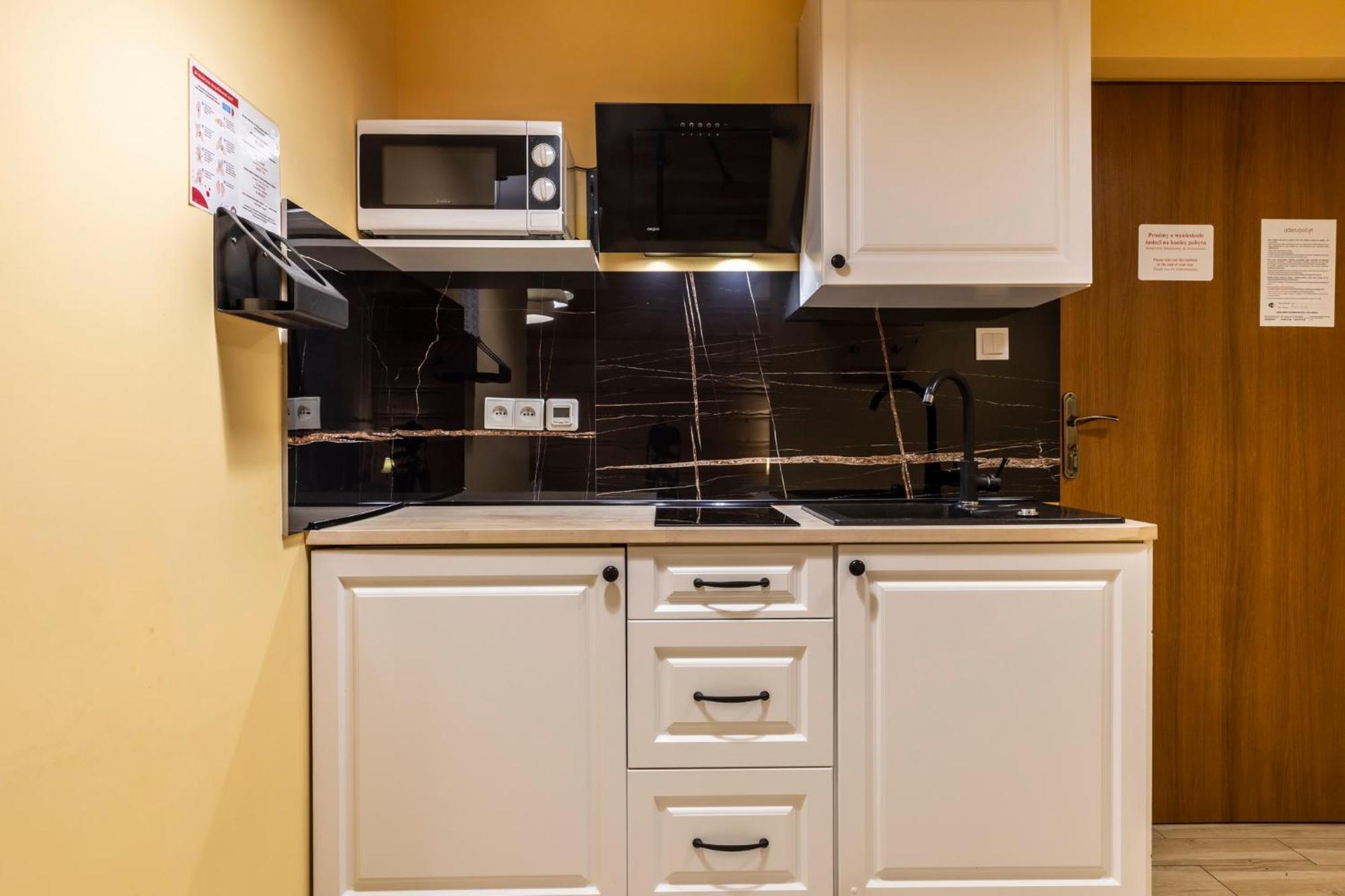 Udanypobyt Apartamenty Przy Dolinach A I B 코스실리스코 외부 사진